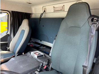 Refrigerator truck VOLVO (S) Truck FE 320 Kühlkoffer LBW Thermokin T 1200R: picture 3