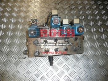 Hydraulic valve 0688MC - 5 SEKCYJNY + DG4V-3-8C HVMU H730 + DG4V30CHMU H730 + DG4V-3-02-LHMU-H7-30 + DG4V324AHMUH730 + CEWKI: picture 2