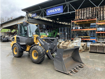Skid steer loader VOLVO