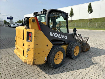 Skid steer loader Volvo MC70C: picture 2