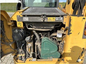 Skid steer loader Volvo MC70C: picture 5