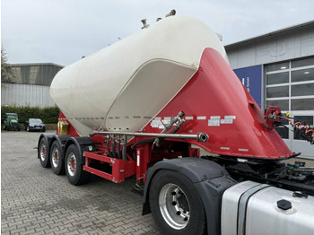 Silo semi-trailer