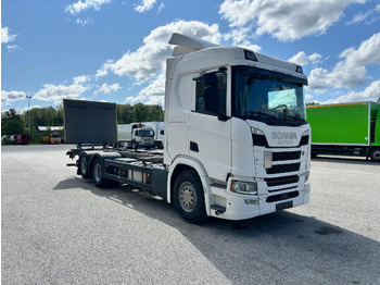 Cab chassis truck SCANIA R 500