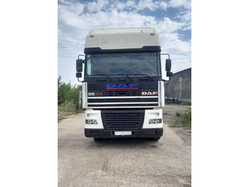 Tractor unit DAF 95XF430: picture 2