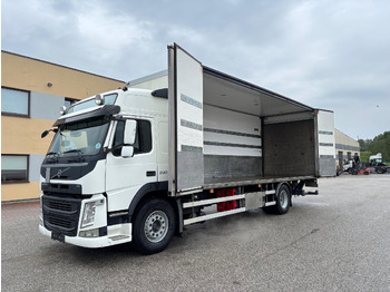 Box truck VOLVO FM330: picture 4