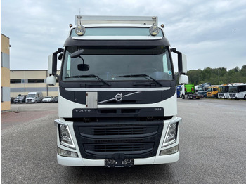 Box truck VOLVO FM330: picture 2