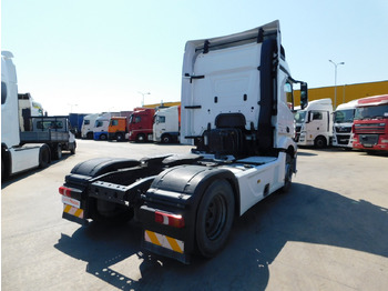 Tractor unit Mercedes Actros 1843: picture 3
