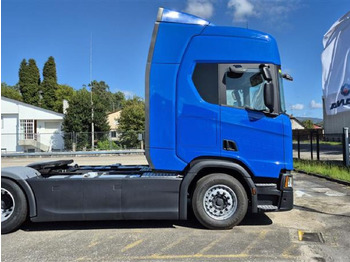 Tractor unit Scania R 450: picture 2
