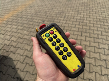 Skip loader truck MAN TGM 15.250 4x2 LL TGM 15.250 4x2 LL, Tele-Absetzer: picture 2