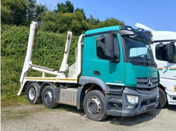 Skip loader truck MERCEDES-BENZ Antos 2540