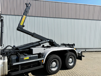 Hook lift truck, Crane truck Mercedes-Benz Arocs 3351 AK 6x6 Arocs 3351 AK 6x6, Retarder, Navi, Grounder, Kran Atlas AK 190.2E, Funk: picture 3