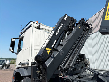 Hook lift truck, Crane truck Mercedes-Benz Arocs 3351 AK 6x6 Arocs 3351 AK 6x6, Retarder, Navi, Grounder, Kran Atlas AK 190.2E, Funk: picture 4