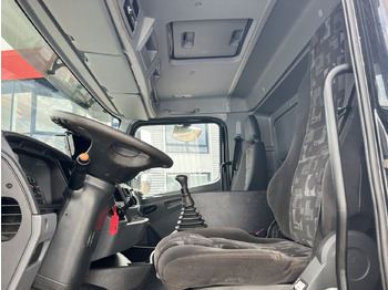 Crane truck, Dropside/ Flatbed truck Mercedes-Benz Axor 1828 A 4x4 Axor 1828 A 4x4 mit Kran Hiab XS 166 E-5: picture 5