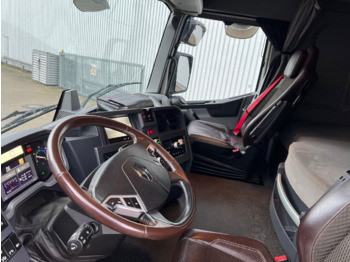 Renault C 520 6x4 C 520 6x4, Retarder, Nebenantrieb on lease Renault C 520 6x4 C 520 6x4, Retarder, Nebenantrieb: picture 2