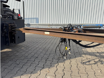 Low loader trailer for transportation of heavy machinery T2 T2: picture 2
