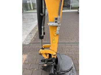 Mini excavator CAT 301.7 CR: picture 5