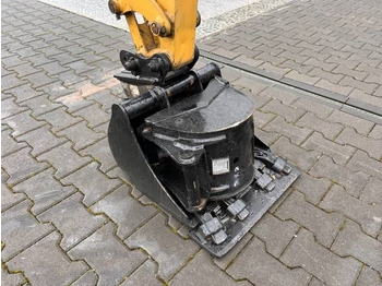 Mini excavator CAT 301.7 CR: picture 4