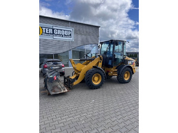 Wheel loader CAT 908 H: picture 3