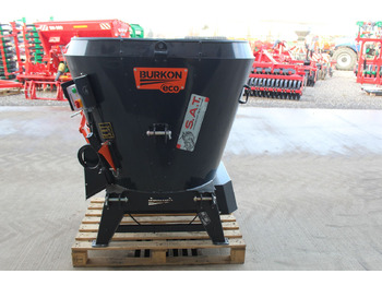 Forage mixer wagon