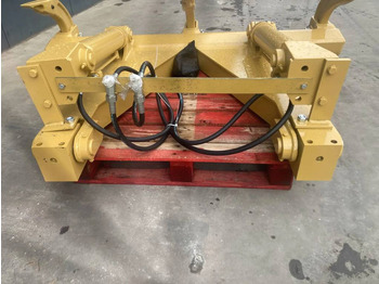 New Attachment for Construction machinery Cat D4H Ripper: picture 4