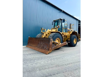 Bulldozer CATERPILLAR