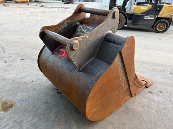 Bucket for Construction machinery OilQuick OQ70/55 - 1200mm: picture 4