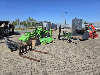 Skid steer loader AVANT