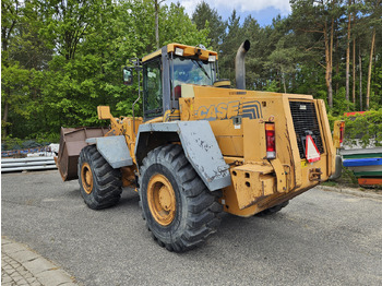 Wheel loader Case 821 C: picture 5