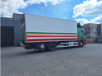 Refrigerator truck Scania P380: picture 2