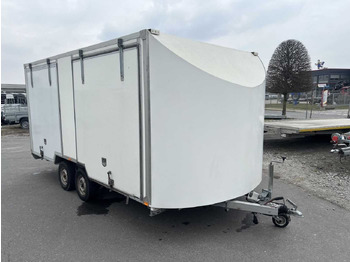 Closed box trailer