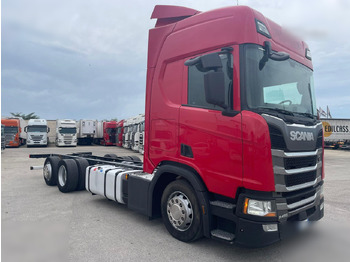 Curtainsider truck SCANIA R 450