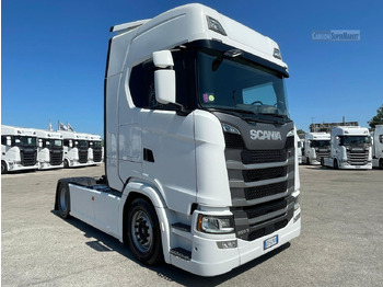 Tractor unit SCANIA S 500