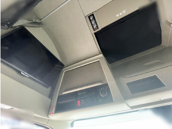 Tractor unit VOLVO FH500: picture 5 Tractor unit VOLVO FH500: picture 5