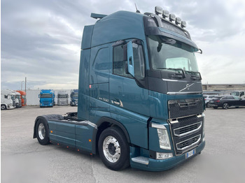 Tractor unit VOLVO FH500: picture 2 Tractor unit VOLVO FH500: picture 2