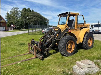 Wheel loader CASE