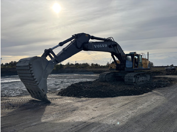 Excavator VOLVO EC700