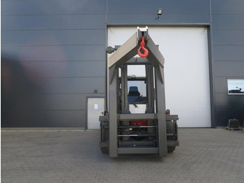 Diesel forklift Konecranes SMV15-1200C - Kranarm: picture 3