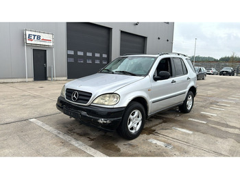 SUV MERCEDES-BENZ