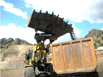 New Loader bucket Komatsu HIGH DUMPING BUCKET: picture 2