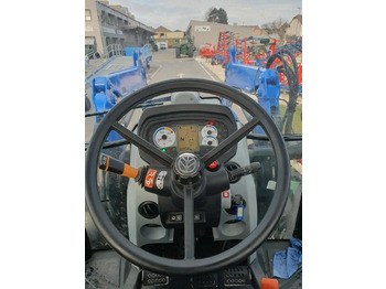 Farm tractor New Holland T 5.115: picture 4
