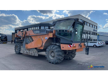 Asphalt machine Wirtgen WR2400: picture 2