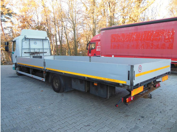 Flatbed van Renault MIDLUM DXI 180.08 Renault MIDLUM DXI 180.08: picture 4 Flatbed van Renault MIDLUM DXI 180.08 Renault MIDLUM DXI 180.08: picture 4