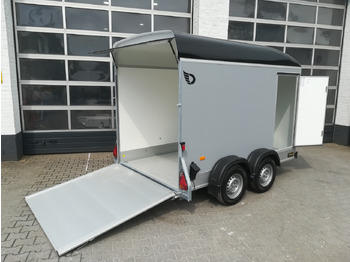 Closed box trailer