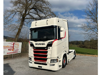 Tractor unit SCANIA S 580