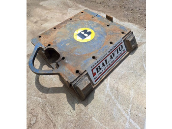 Quick coupler