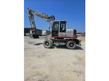 Wheel excavator Takeuchi TB1160W: picture 3