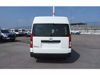 New Minibus, Passenger van Toyota Hiace HIGH ROOF / TOIT HAUT 2.8L Diesel Manual base: picture 2