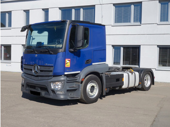 Tractor unit MERCEDES-BENZ Actros 1843