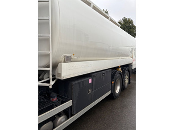 Tank truck Renault T460 6x2, E6, ADR, Diesel/Benzin, Schwarzmueller: picture 4