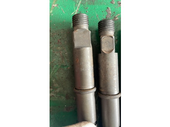 Injector for Agricultural machinery Deutz BF4M2012 wtryski 02931905: picture 3 Injector for Agricultural machinery Deutz BF4M2012 wtryski 02931905: picture 3